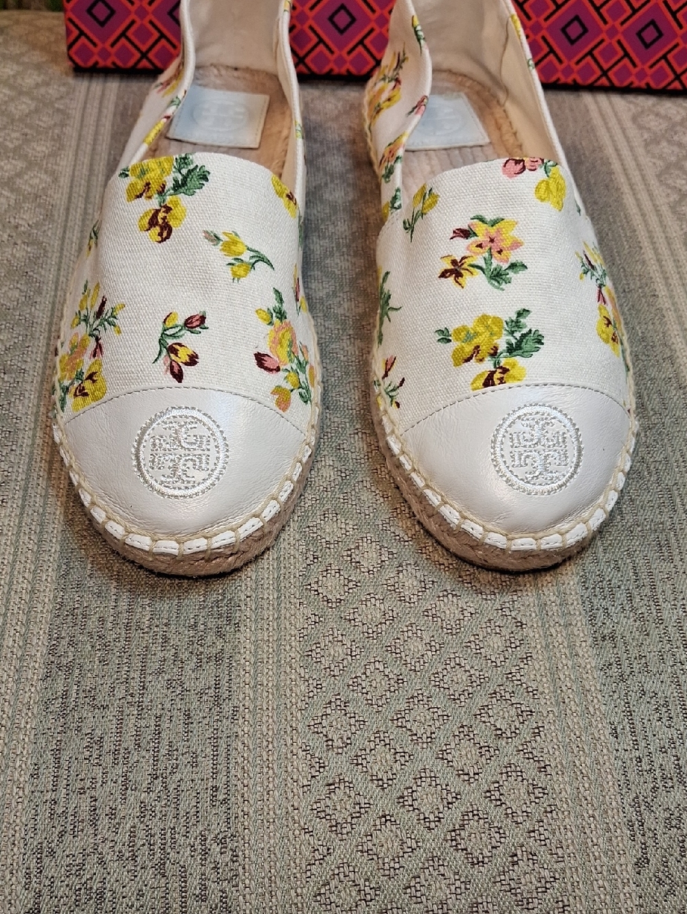 NIB Tory Burch Floral Espadrille Flats #86326 - Picture 10 of 15